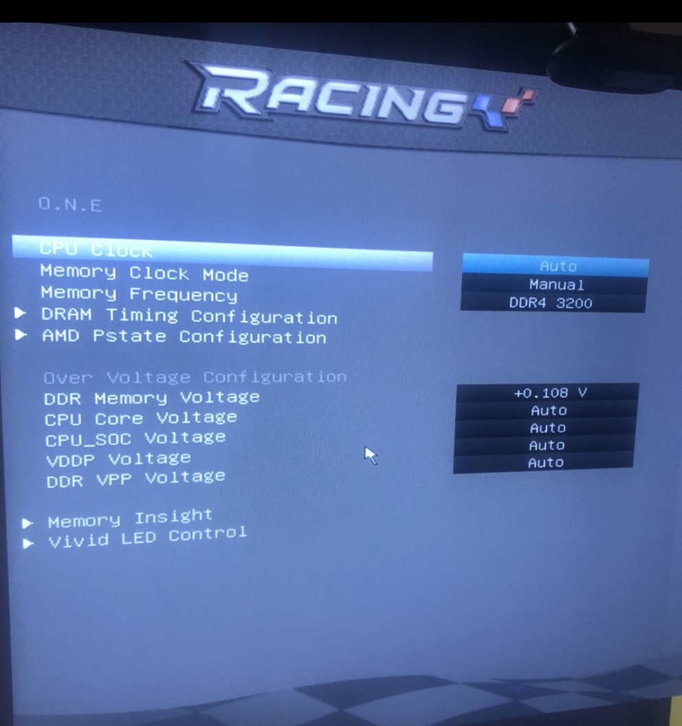 라이젠 1600 바이오스타 b350gt3 도와주세요 . > CPU, 메인보드, 램 게시판 - 하드웨어 배틀(Hardware Battle)